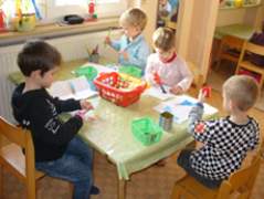 gemeinsames Gestalten am Kreativplatz